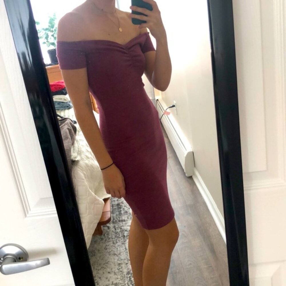 Aritzia Off-Shoulder Midi Dress in Deep Plum